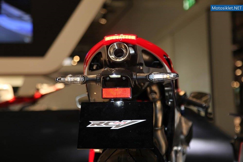 Honda-RC213V-S-2015-Image-045