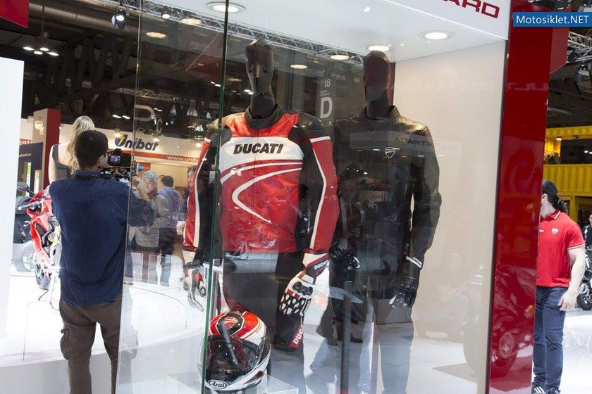 DucatiStandi-MilanoMotosikletFuari-EICMA2015-057