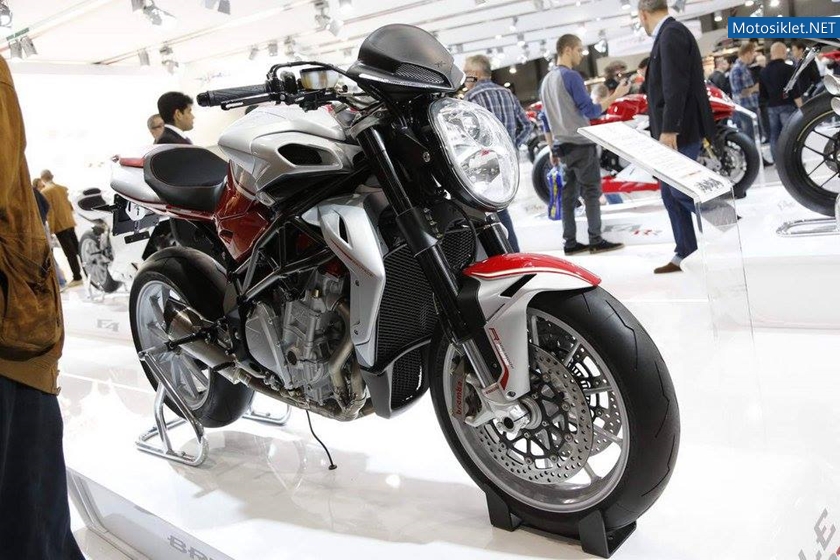 MVAgustaStandi-MilanoMotosikletFuari-EICMA-2015-009