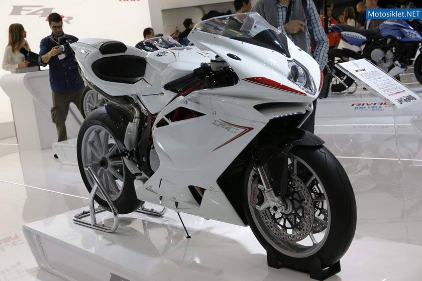 MVAgustaStandi-MilanoMotosikletFuari-EICMA-2015-028