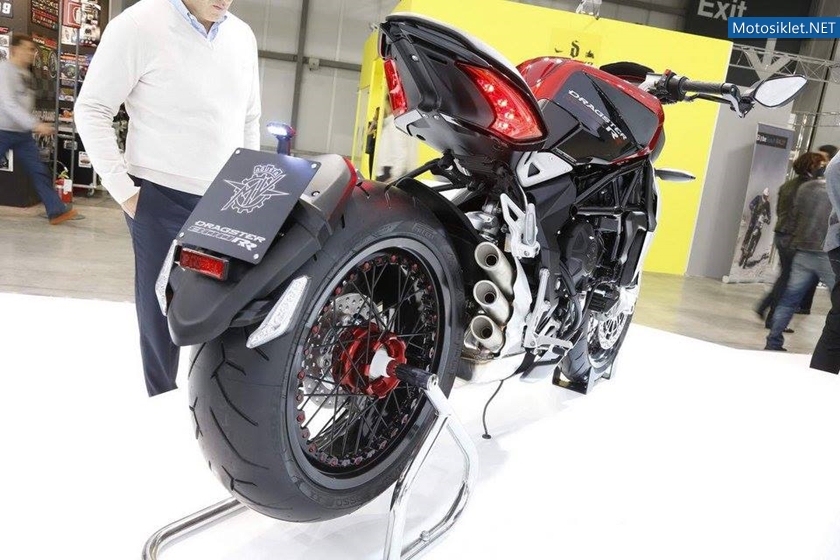 MVAgustaStandi-MilanoMotosikletFuari-EICMA-2015-037