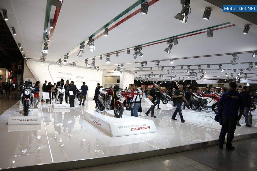 MVAgustaStandi-MilanoMotosikletFuari-EICMA-2015-045