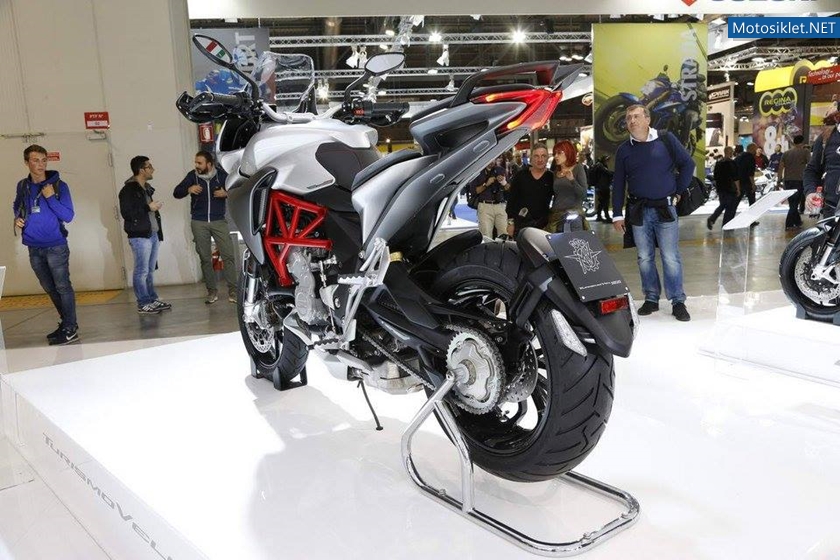 MVAgustaStandi-MilanoMotosikletFuari-EICMA-2015-065