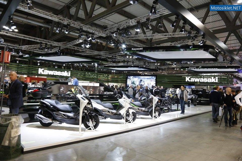 KawasakiStandi-MilanoMotosikletFuari-EICMA2015-015