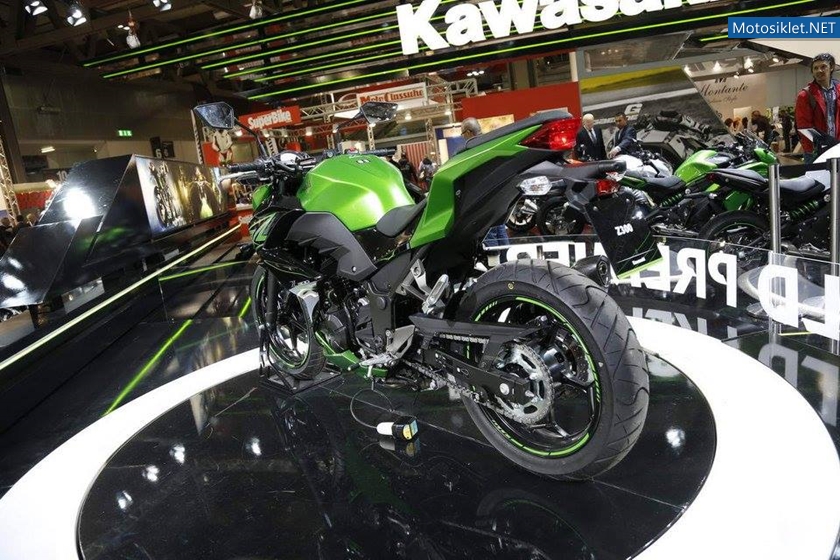 KawasakiStandi-MilanoMotosikletFuari-EICMA2015-051