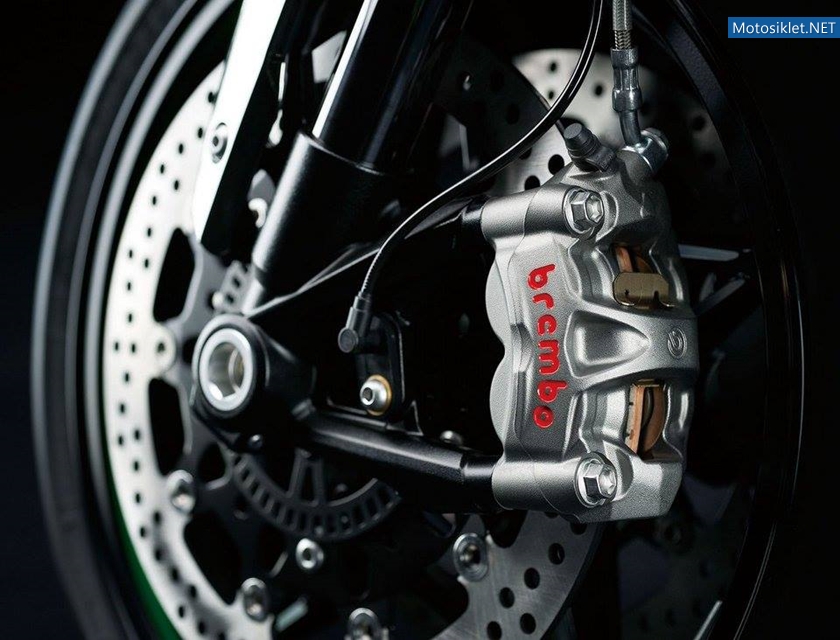 Kawasaki-NinjaH2-2015-010