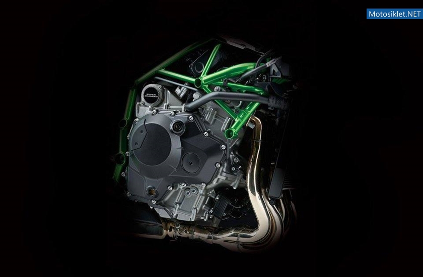 Kawasaki-NinjaH2-2015-015
