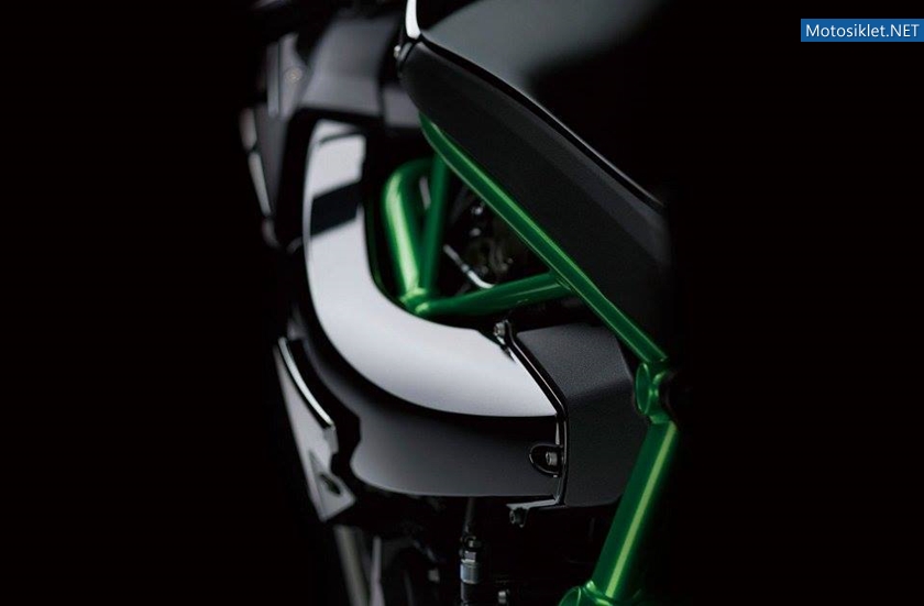 Kawasaki-NinjaH2-2015-020