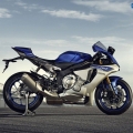 Yamaha-YZF-R1-Yeni-2015-021