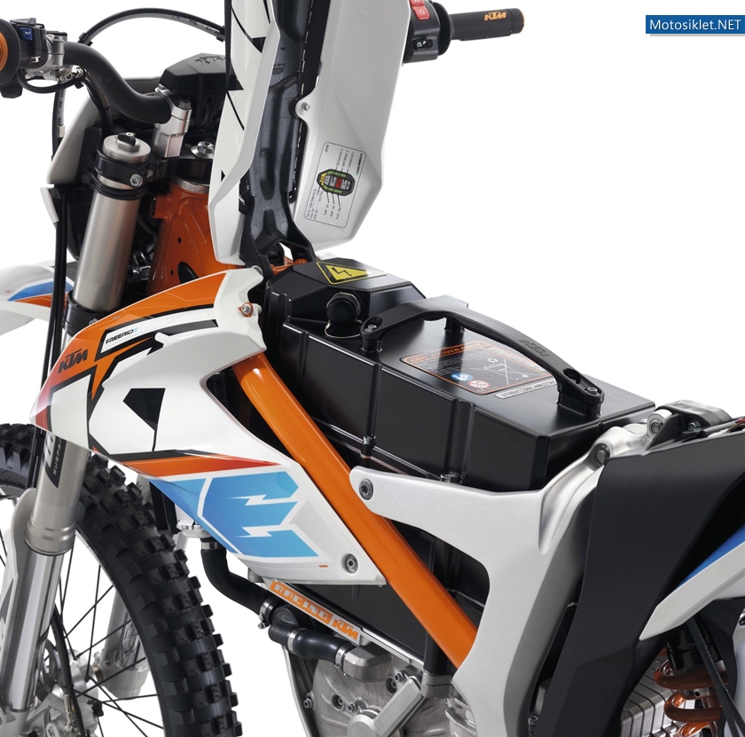 Elektrikli-EnduroveSupermoto-2015-KTM-Freeride-ESM-010