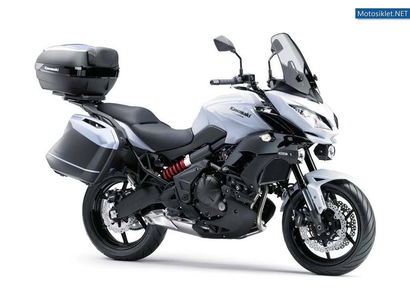 Kawasaki-Versys-650-2015-002