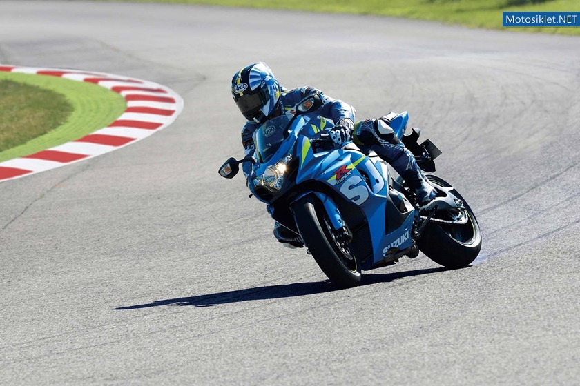 SuzukiGSX-R1000-2015-00001