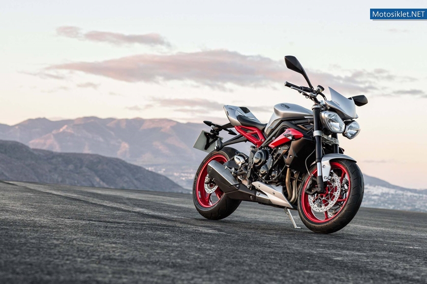 TriumphStreetTripleRX-2015-014