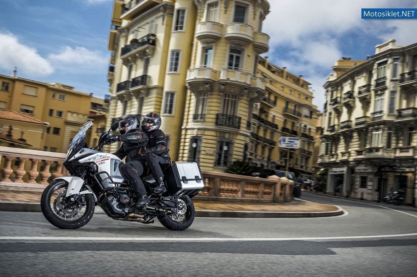 KTM-1290-SuperAdventure-002