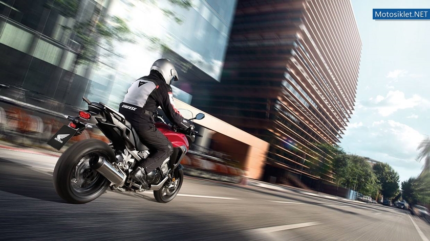 Honda-VFR800X-Crossrunner800-2015-005