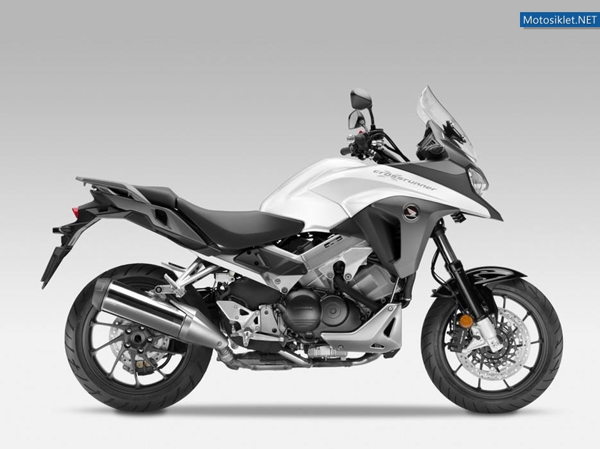 Honda-VFR800X-Crossrunner800-2015-014