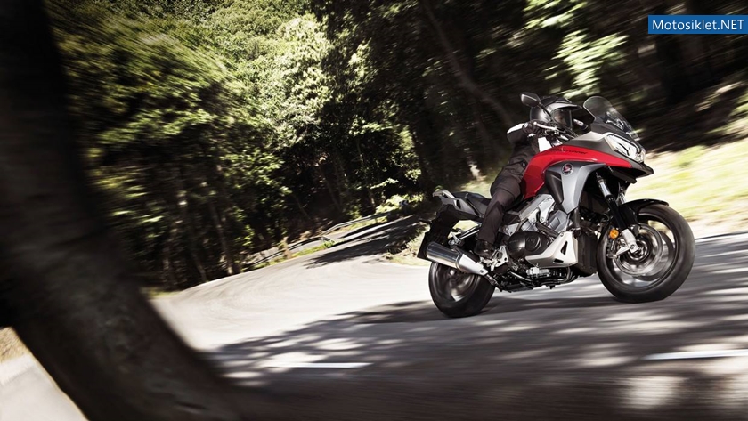Honda-VFR800X-Crossrunner800-2015-020