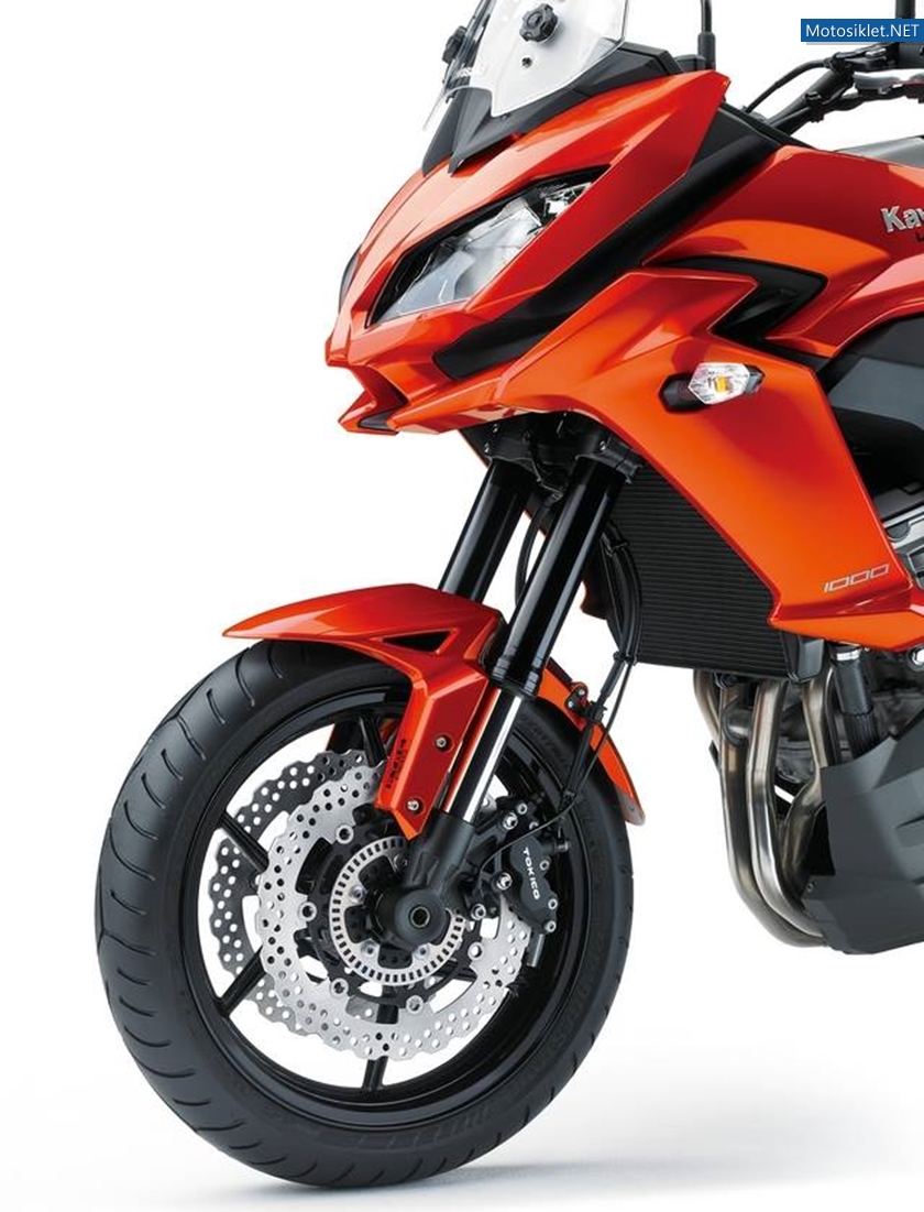 Kawasaki-Versys-1000-2015-005