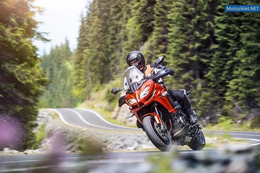 Kawasaki-Versys-1000-2015-023