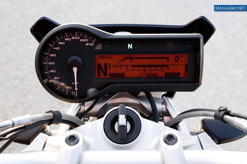 BMW-R1200R-2015-049