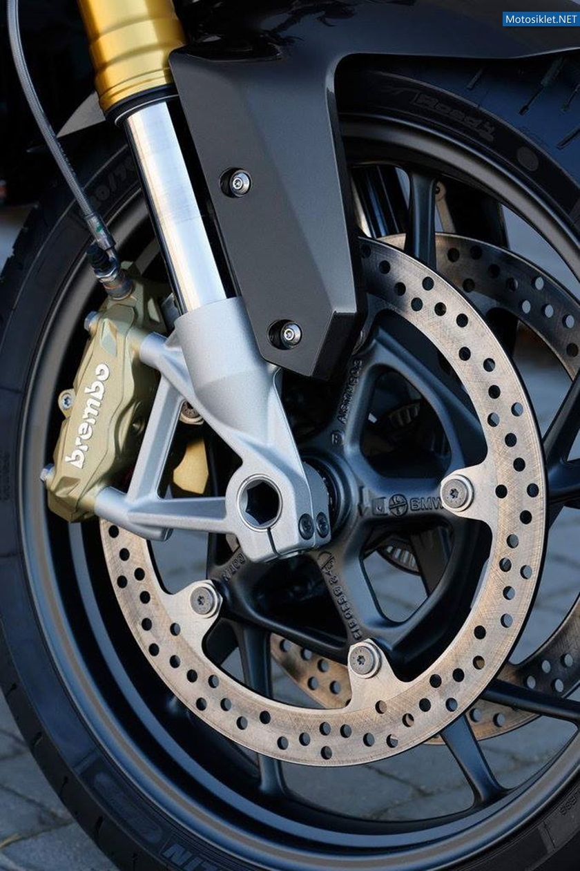 BMW-R1200R-2015-052