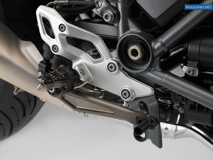 BMW-R1200R-2015-057