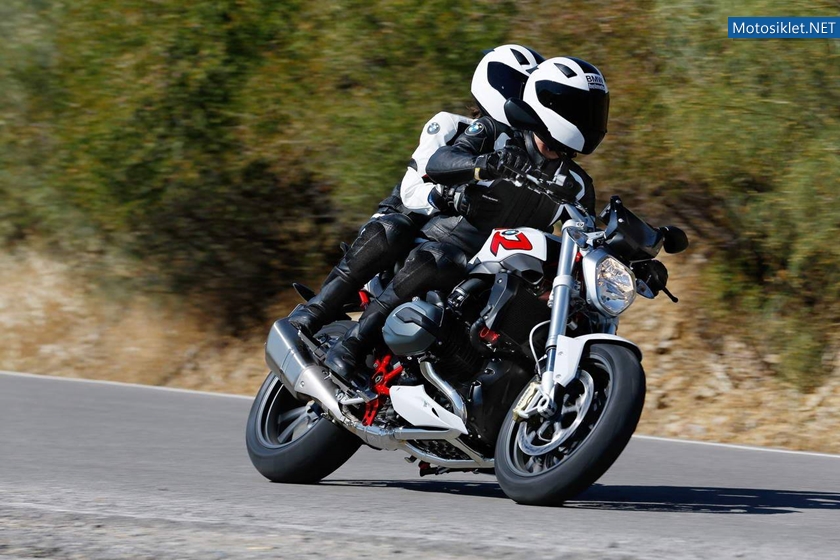 BMW-R1200R-2015-091