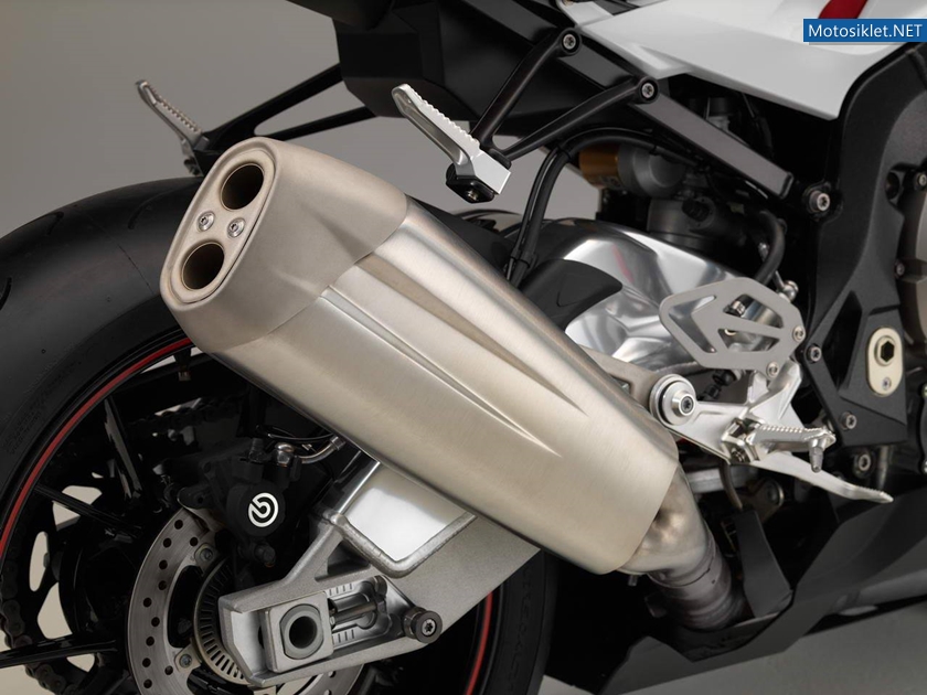 BMW-s1000RR-2015-Image-032