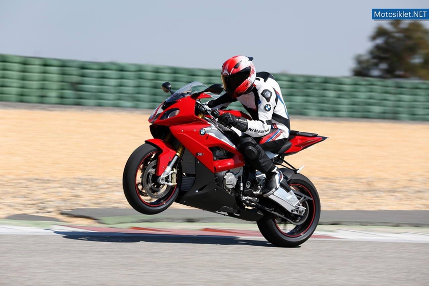BMW-s1000RR-2015-Image-062