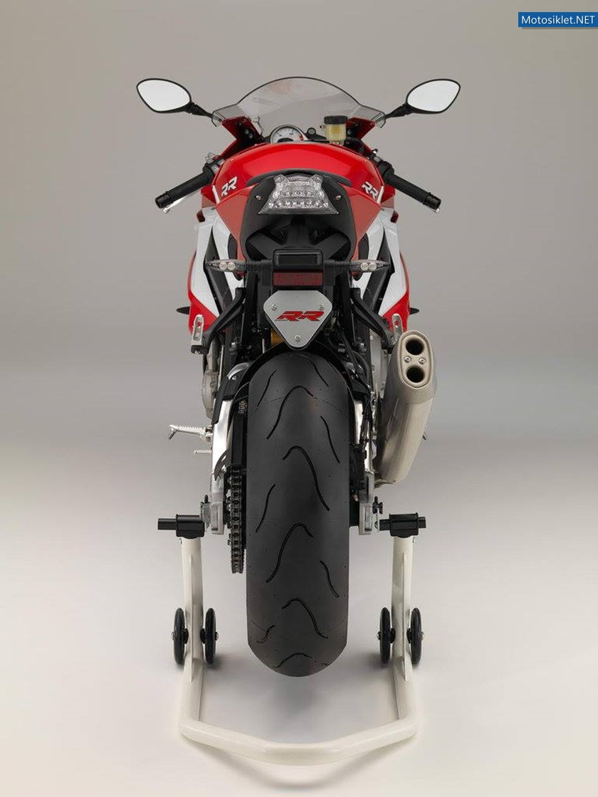 BMW-s1000RR-2015-Image-073