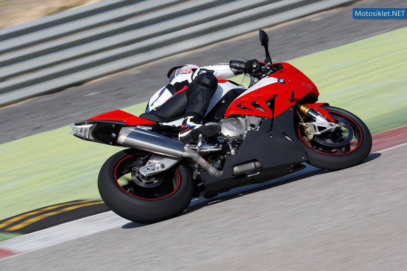 BMW-s1000RR-2015-Image-086