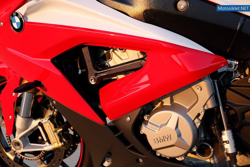 BMW-s1000RR-2015-Image-115