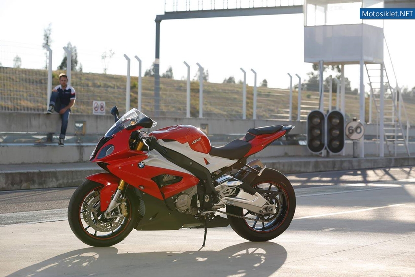 BMW-s1000RR-2015-Image-126