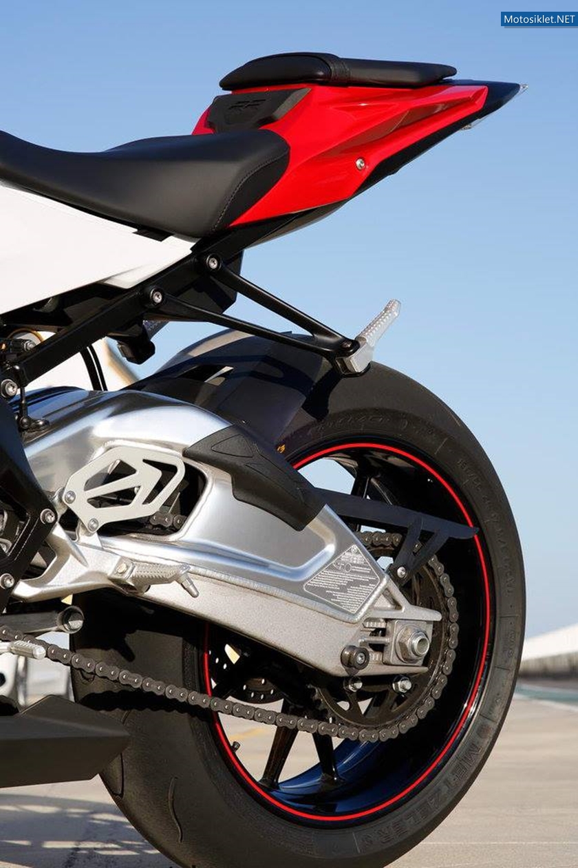 BMW-s1000RR-2015-Image-135