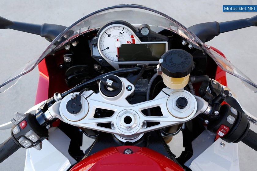 BMW-s1000RR-2015-Image-142