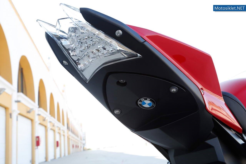 BMW-s1000RR-2015-Image-148