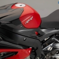 BMW-s1000RR-2015-Image-012