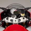 BMW-s1000RR-2015-Image-037