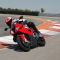 BMW-s1000RR-2015-Image-100