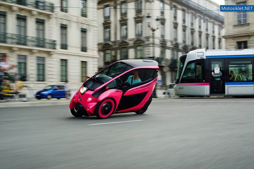 Toyota-i-ROAD-001