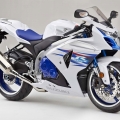 Suzuki-GSX-R1000-SE-LimitedEdition-003