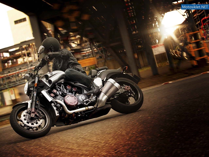 Yamaha-V-Max-2014-010