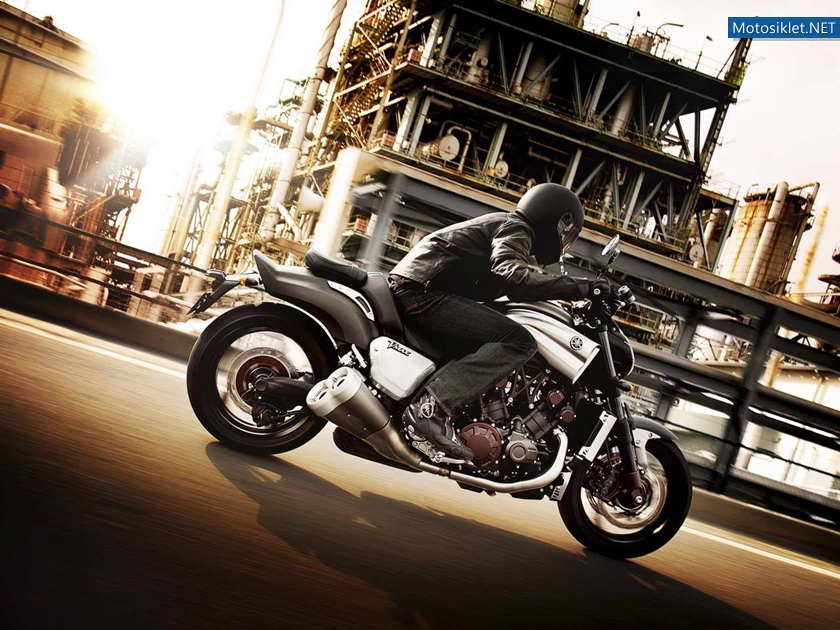 Yamaha-V-Max-2014-012