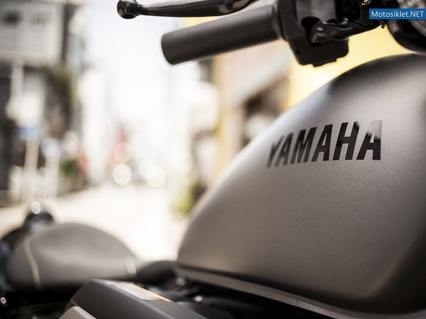 Yamaha-XV950R-2014-027