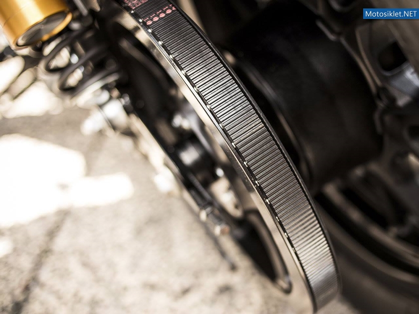 Yamaha-XV950R-2014-028