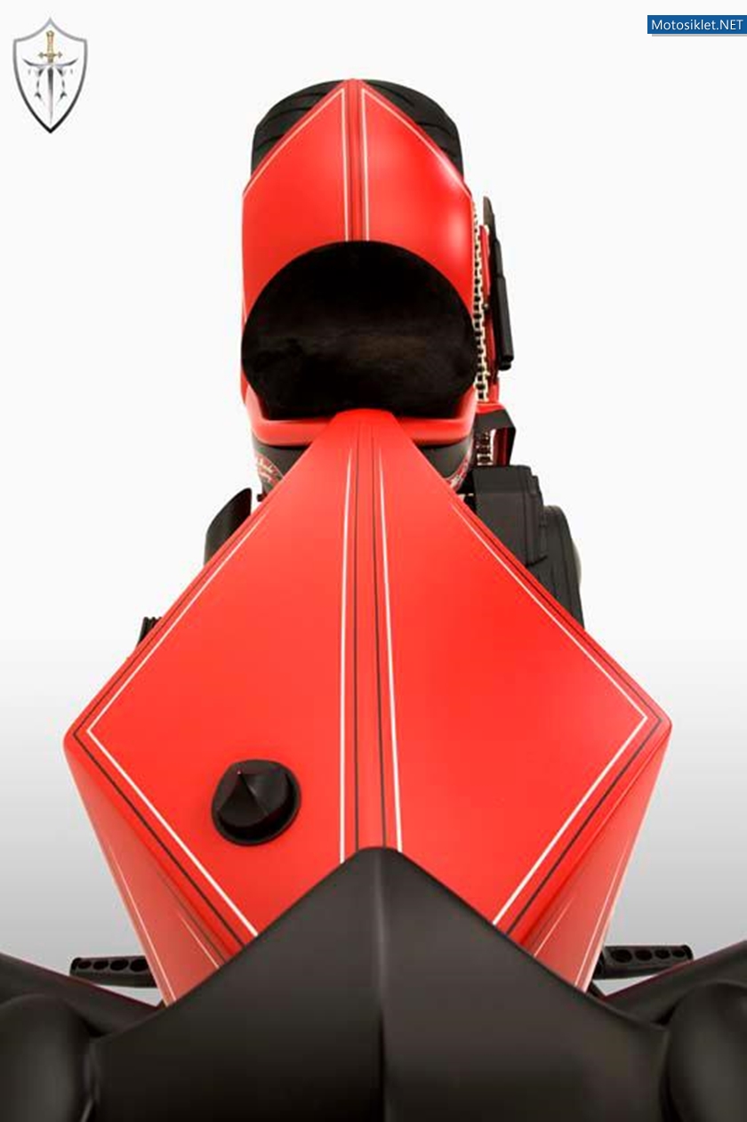 TT-Custom-Choppers-NoLimit-007