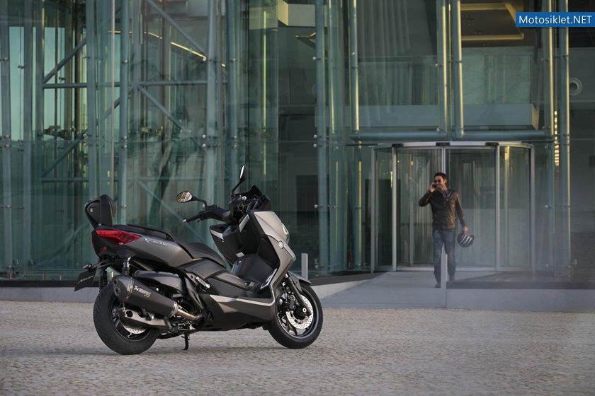 Yamaha-X-Max400-2013-004