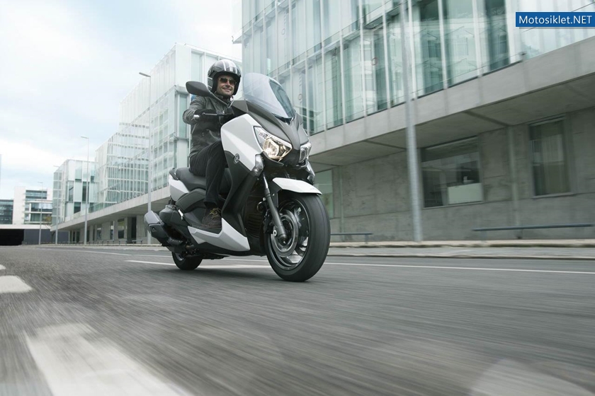 Yamaha-X-Max400-2013-010