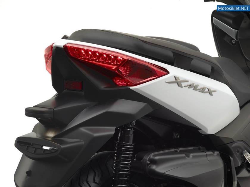 Yamaha-X-Max400-2013-028