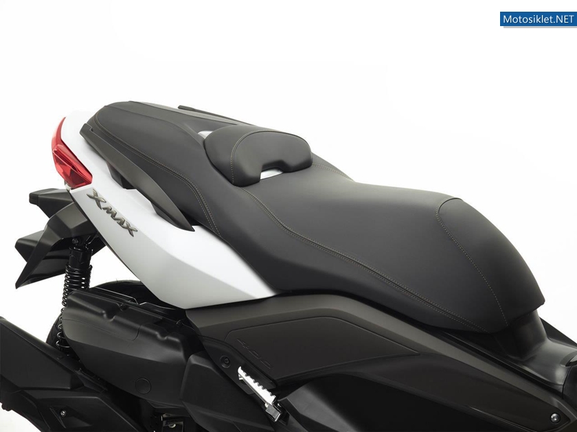 Yamaha-X-Max400-2013-050
